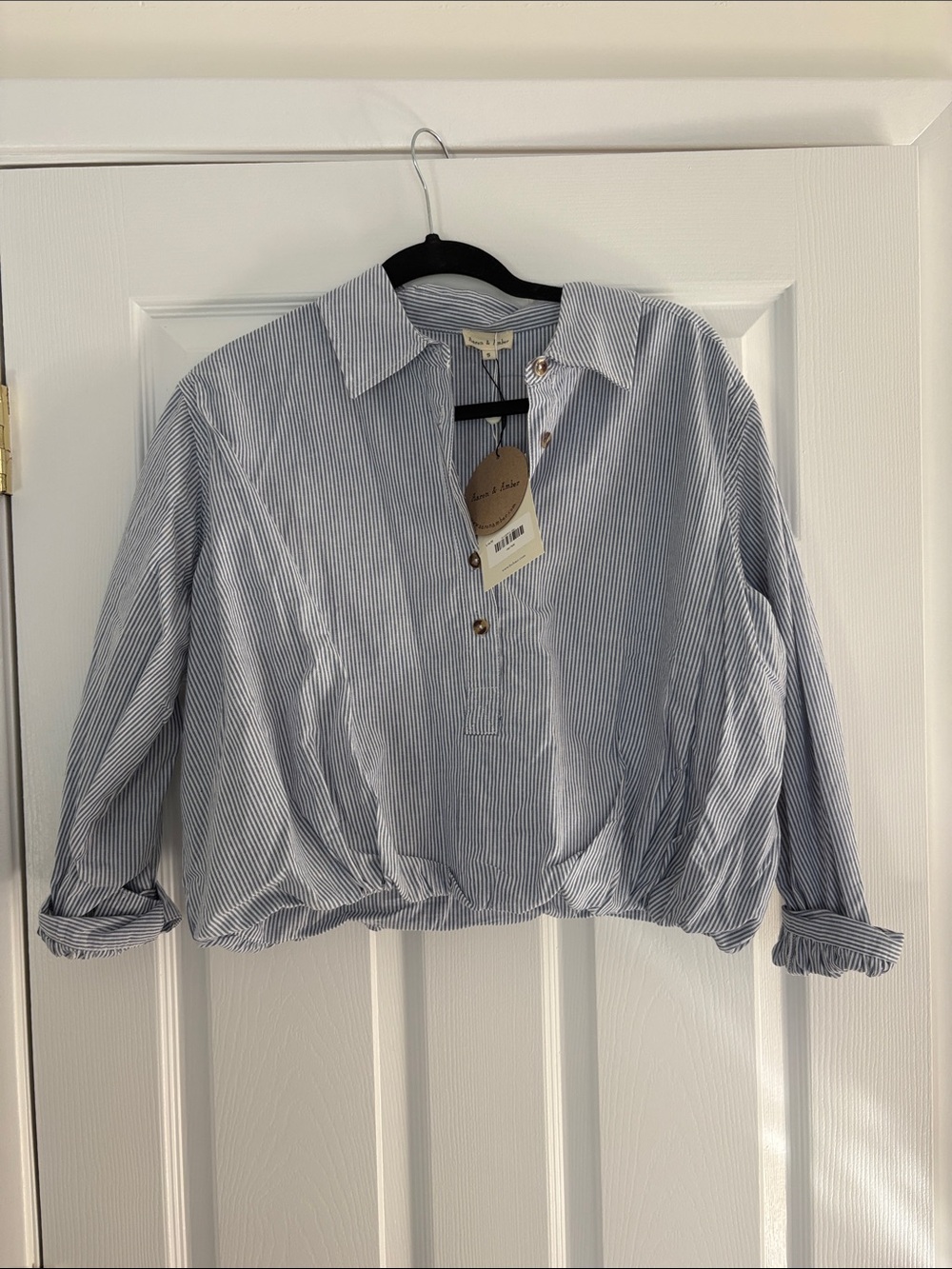NWT Bohme/Aaron & Amber - button up cinched waist shirt
